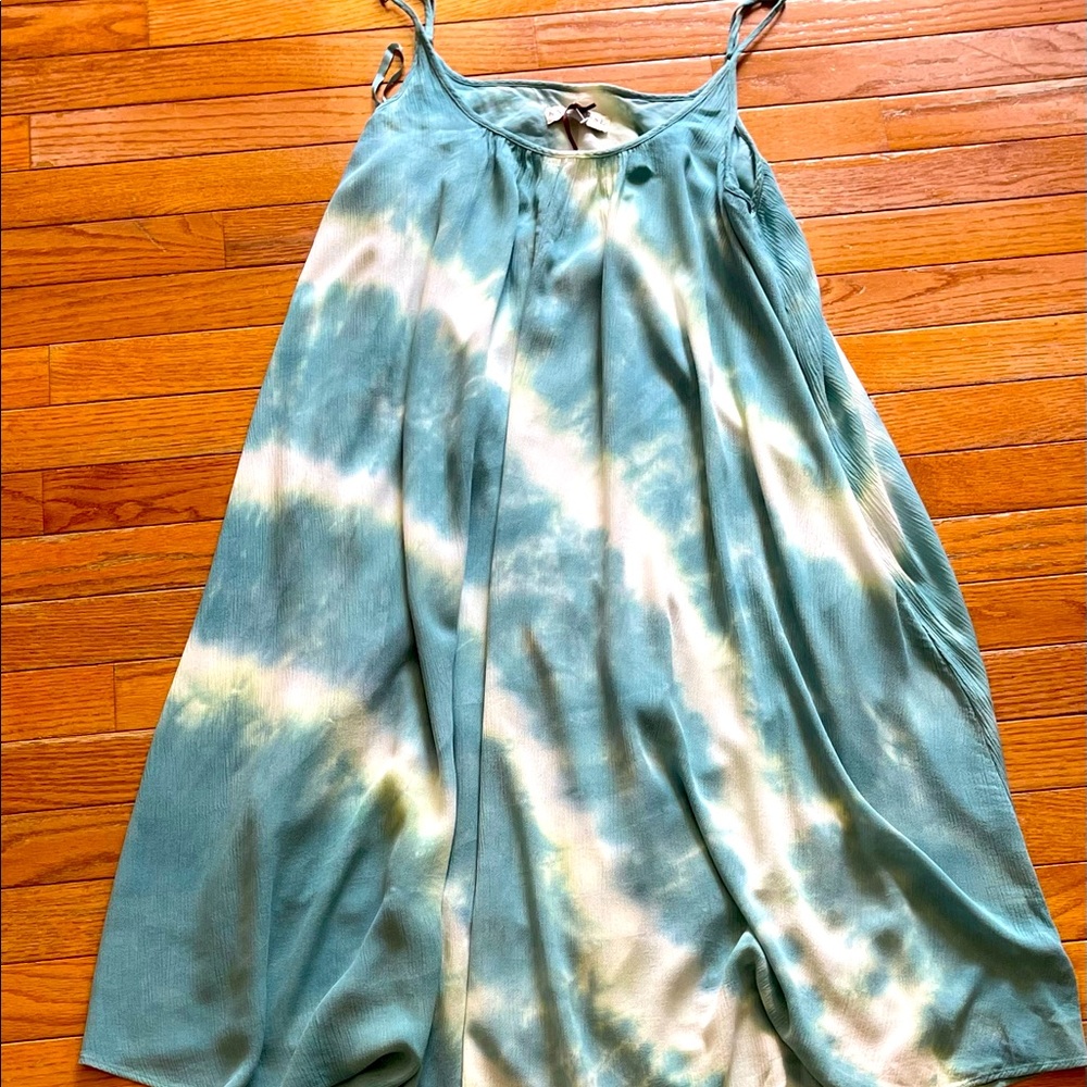 Flown dress with tags, never worn